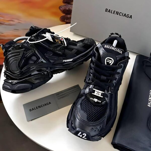 Balenciaga All Black Runner Sneakers