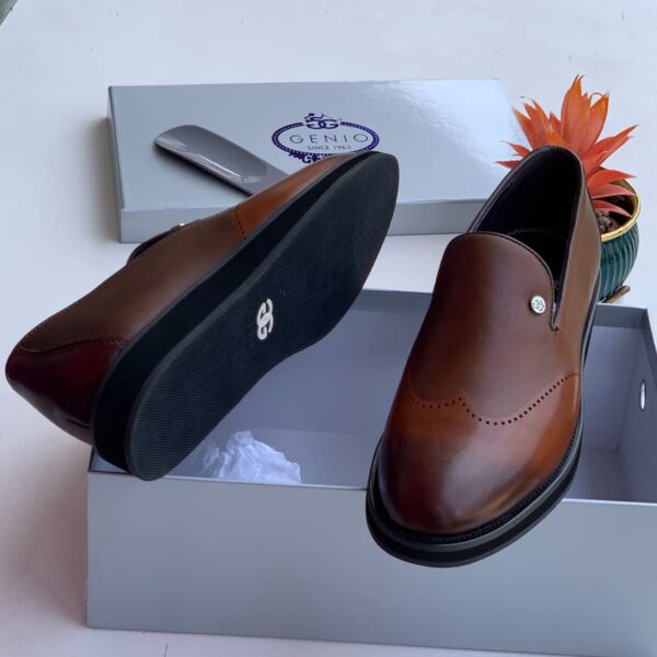 Luxury Brown Leather Loafers for Men - Sleek Design with Black Soles