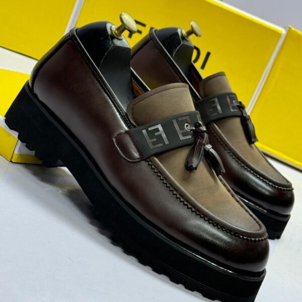 Luxurious Brown Leather Loafers with Tassel Details