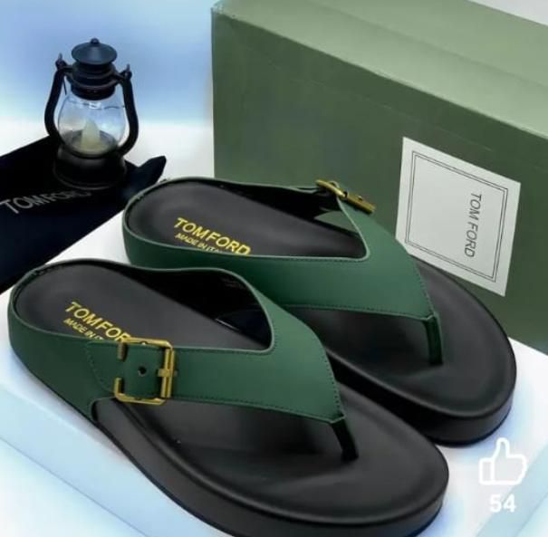 img-20260425-wa0037-FGYNOx.jpg Luxurious Green Leather Thong Sandals with Gold Buckle and TOMFORD Branding - Image 1